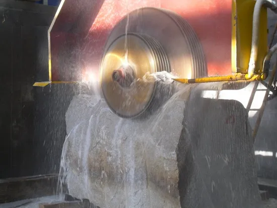Xianda Machinery Block Cutting Machine Marble Granite Btc-2200/2500/2800