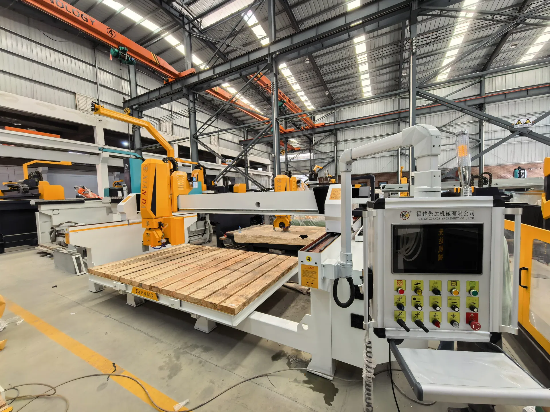Automatic 4 Axis CNC Bridge Saw Machine 45 Degree Miter Cutting for Stone Slab Kitchen Countertop