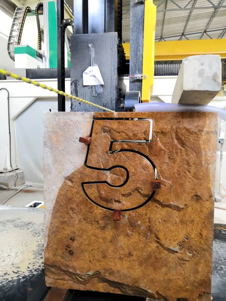 Discovery 5 Axis CNC Diamond Wire Saw Stone Cutting Machine Granite Marble