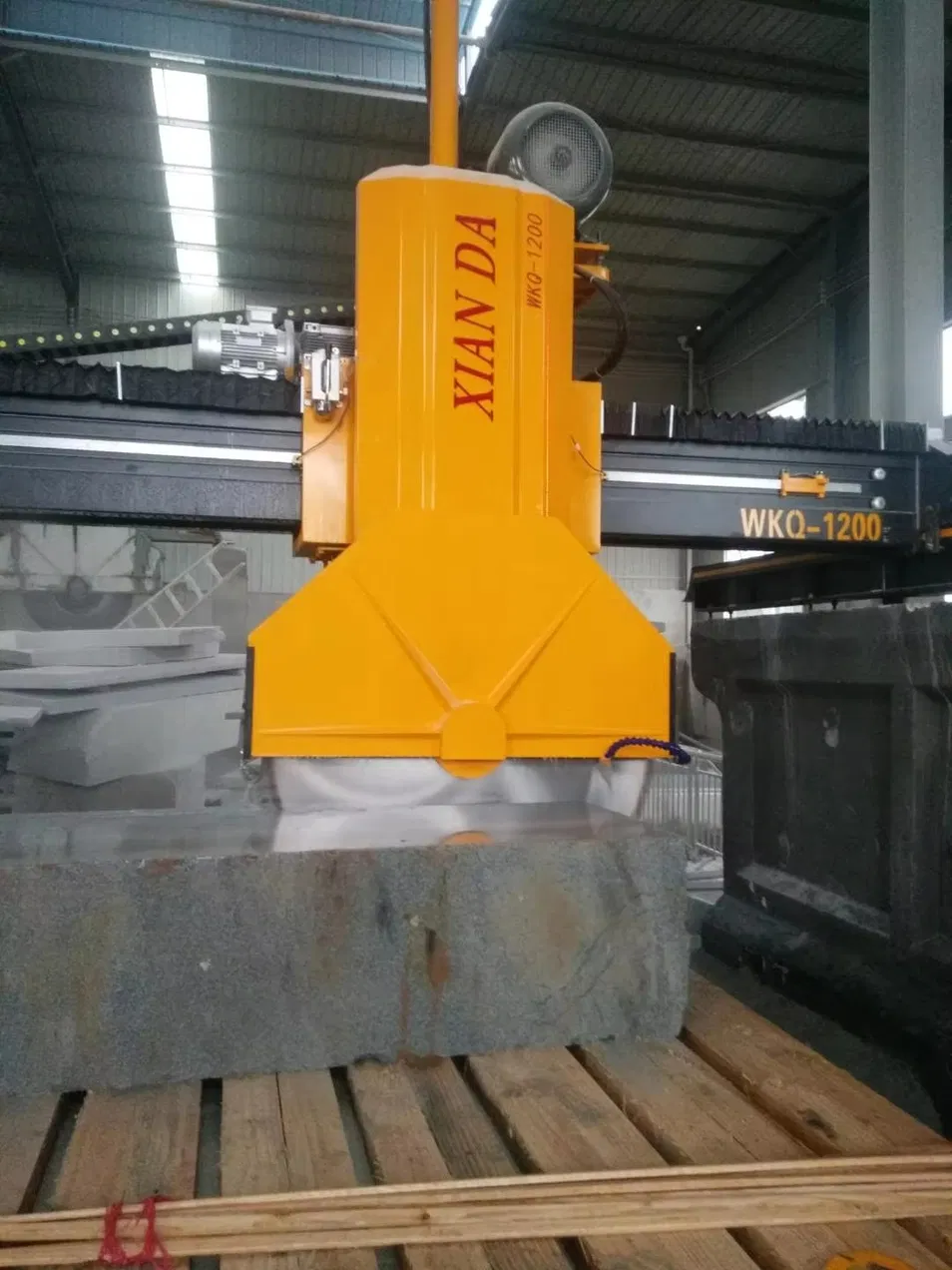 Four Column Middle Block Stone Cutting Machine for Marble and Granite
