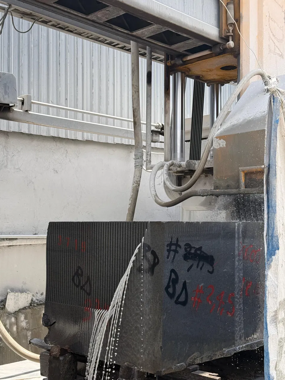 Stone Machinery Middle Granite Marble Block Cutter Bridge Saw Cutting Machine